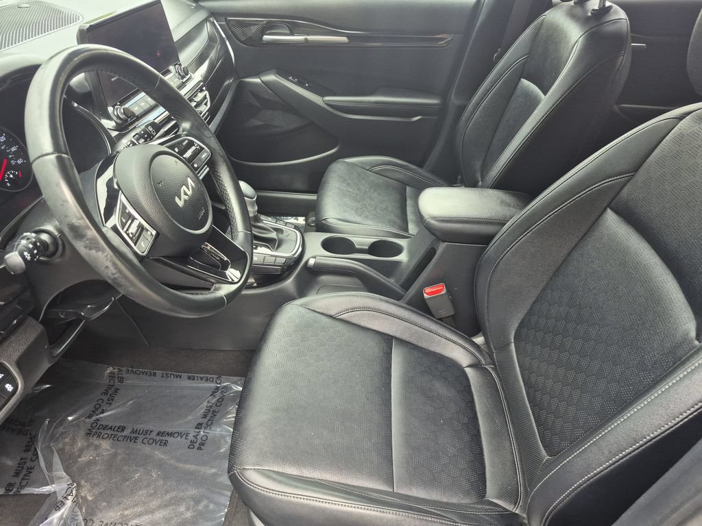 Used 2023 Kia Seltos EX AWD/4WD image 11