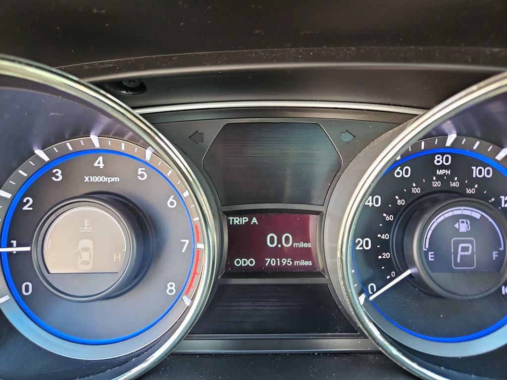 Used 2012 Hyundai Sonata Limited FWD image 14