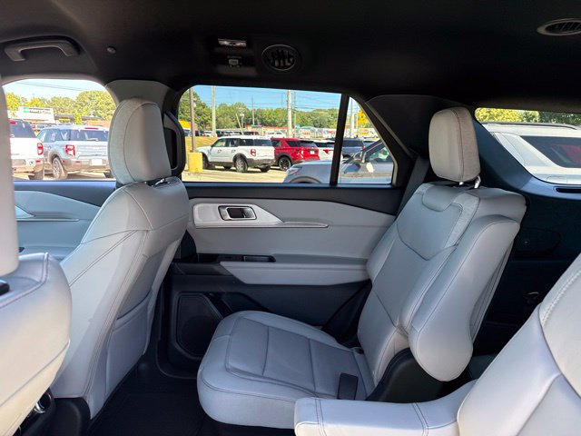 New 2027 Ford Explorer Active w/ Active Comfort Package RWD image 21