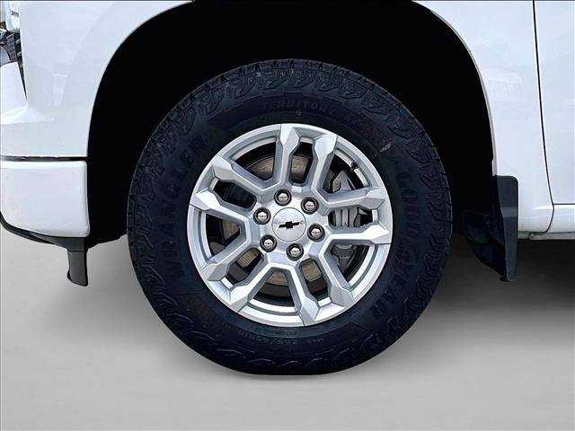 Used 2024 Chevrolet Silverado 1500 RST RWD image 10