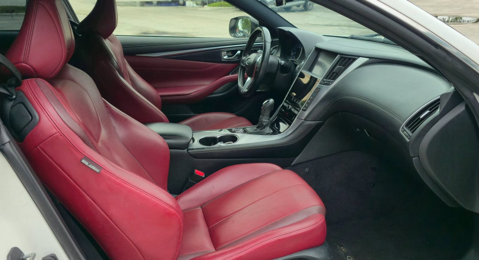 Used 2017 INFINITI Q60 3.0t w/ Premium Plus Package 3.0T RWD image 9