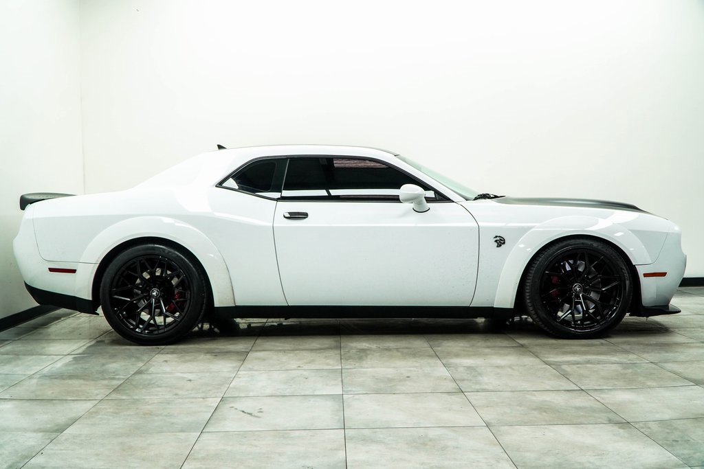 Used 2019 Dodge Challenger SRT Hellcat Redeye image 10
