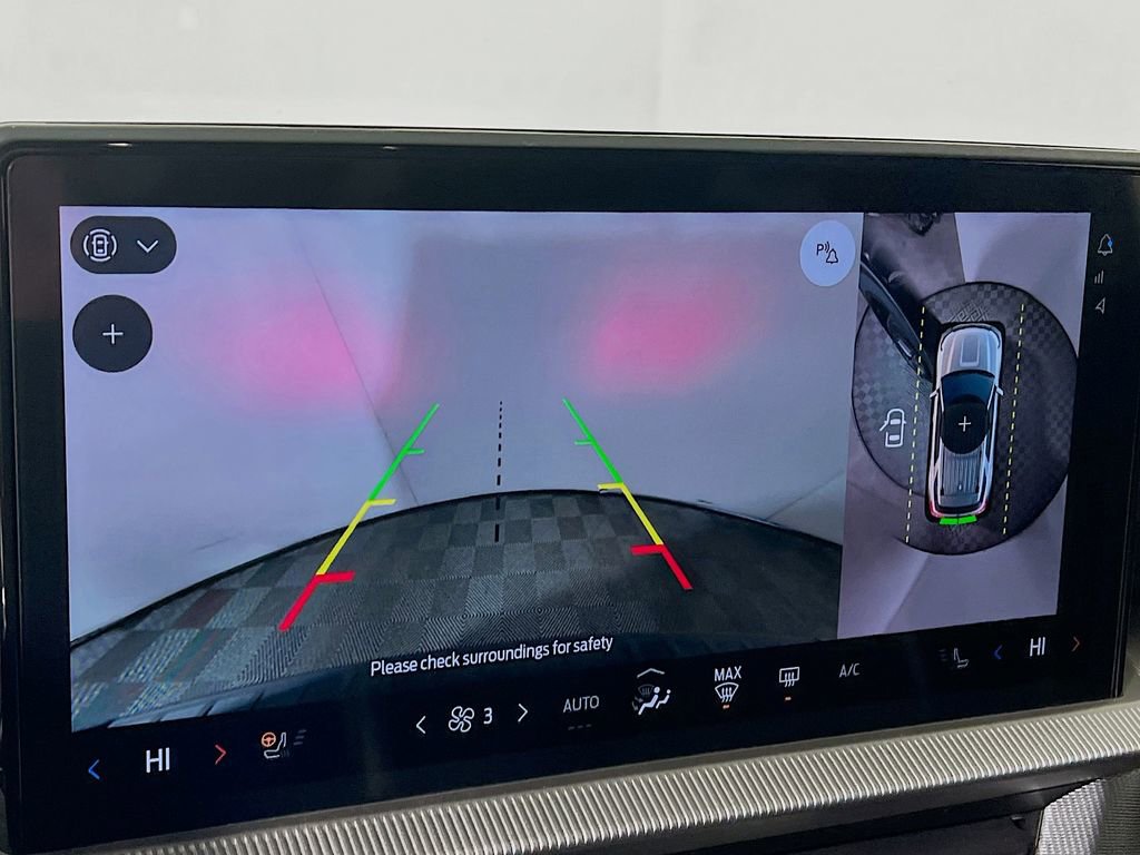 Used 2025 Ford Explorer ST-Line w/ ST-Line Street Pack image 12