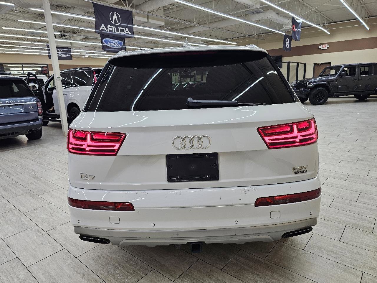 Used 2017 Audi Q7 3.0T Prestige w/ Prestige Package image 7