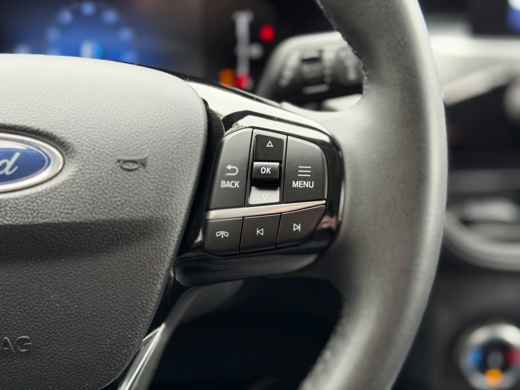 Used 2023 Ford Escape Active image 11