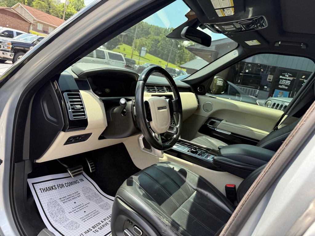Used 2015 Land Rover Range Rover Supercharged image 54