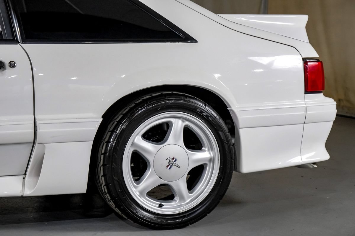 Used 1993 Ford Mustang GT RWD image 13