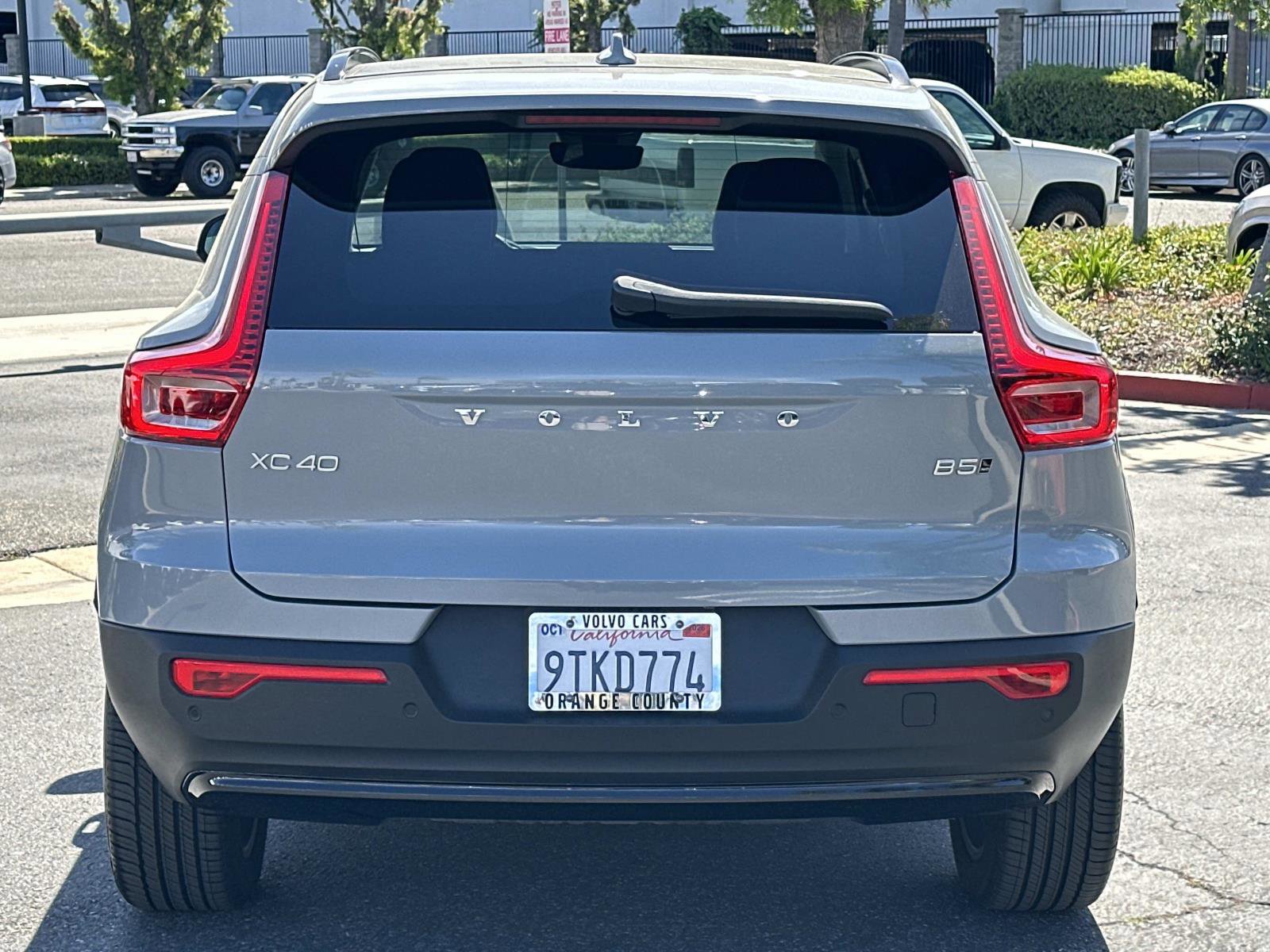 Certified 2026 Volvo XC40 B5 Plus w/ Protection Package Premier image 5