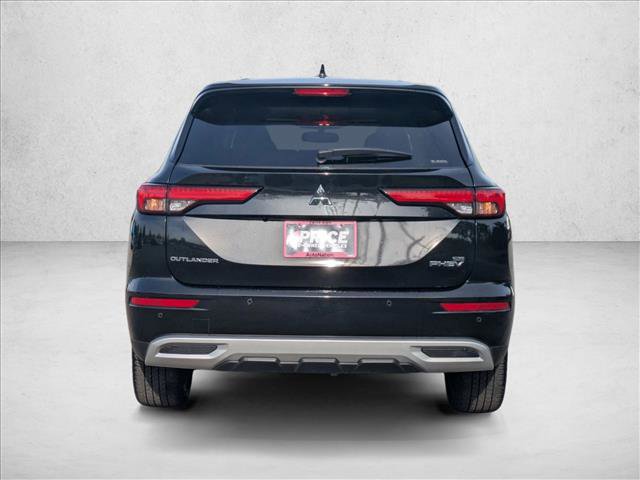 Used 2024 Mitsubishi Outlander 4WD Plug-In Hybrid image 7