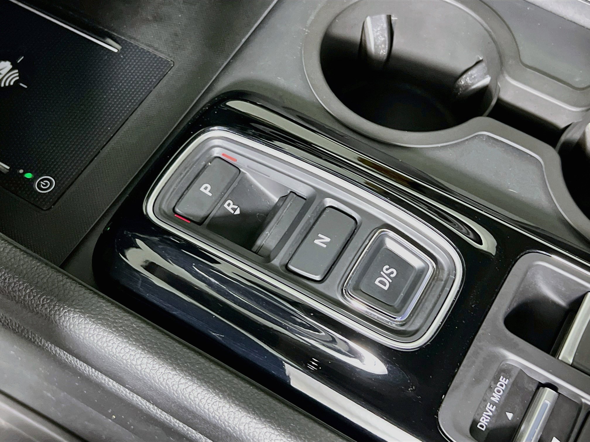 Used 2025 Honda Pilot Elite image 24