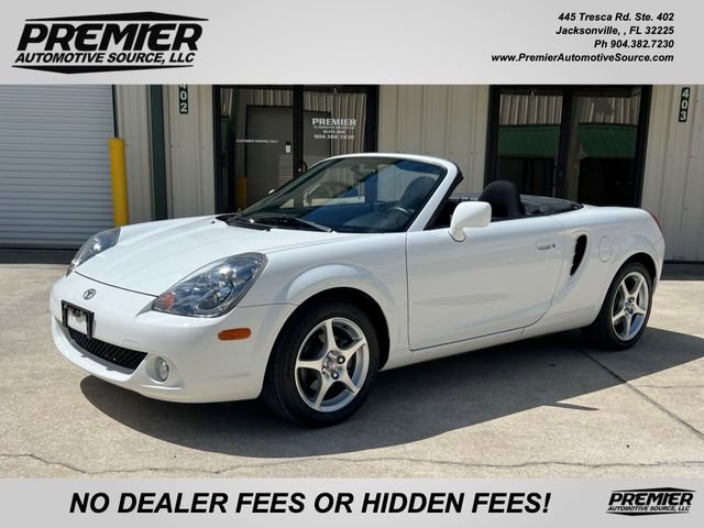 Used 2003 Toyota MR2 Spyder video 1