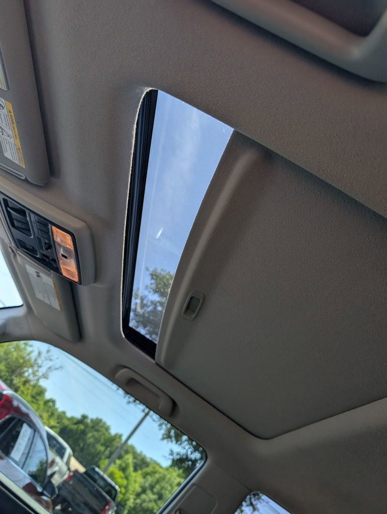 Used 2021 Toyota 4Runner SR5 Premium w/ Moonroof Package image 17