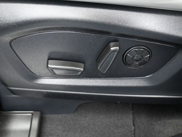 Certified 2025 Ford Explorer Platinum w/ Ultimate Package image 11