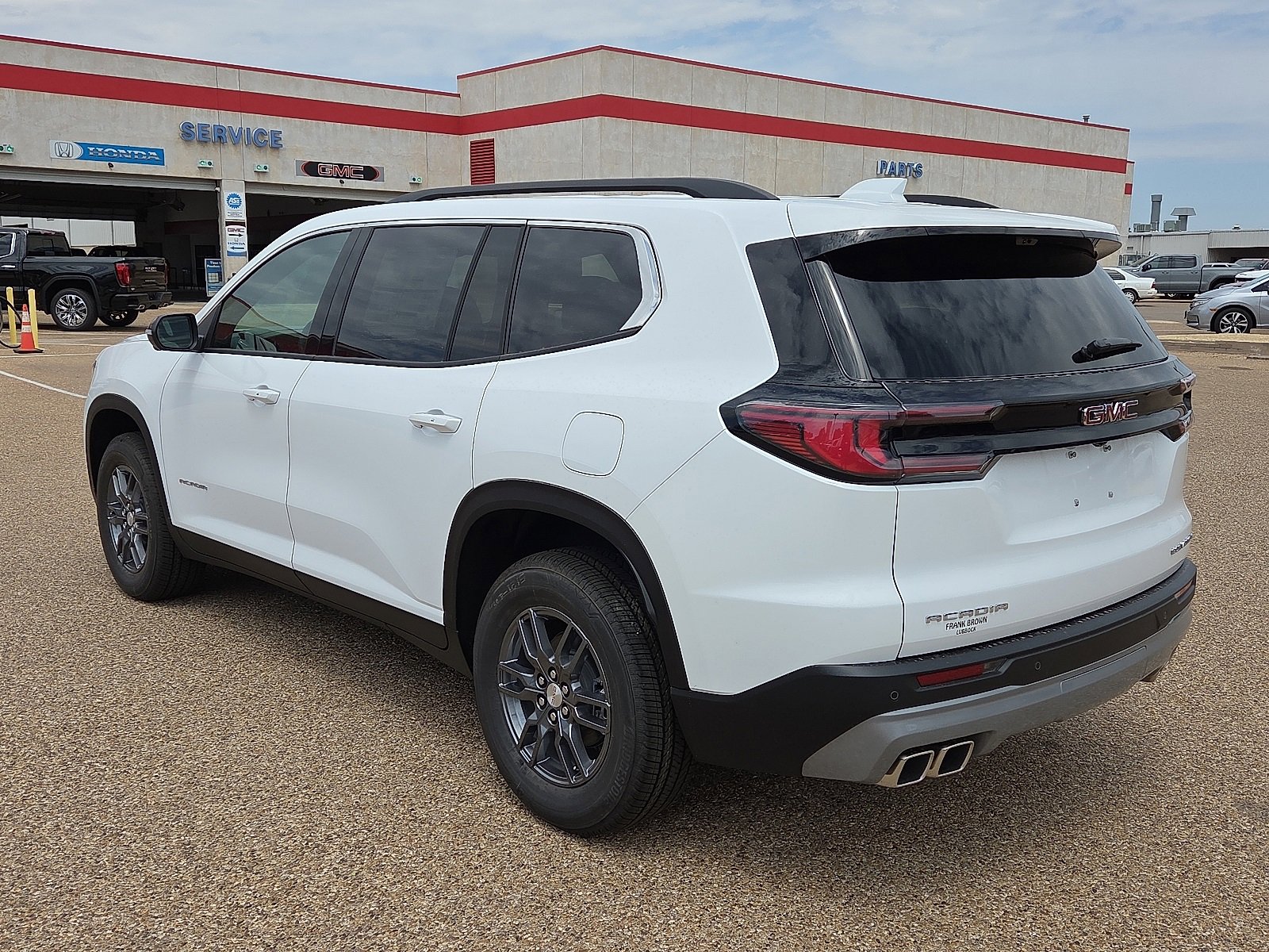 New 2026 GMC Acadia Elevation image 3