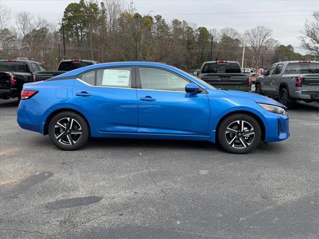 New 2025 Nissan Sentra SV image 2