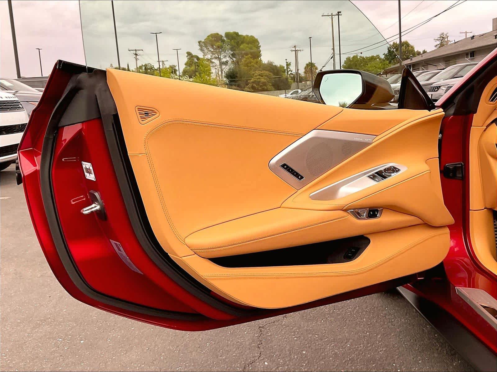 Used 2021 Chevrolet Corvette Stingray Premium Cpe w/ Z51 Performance Package RWD image 25