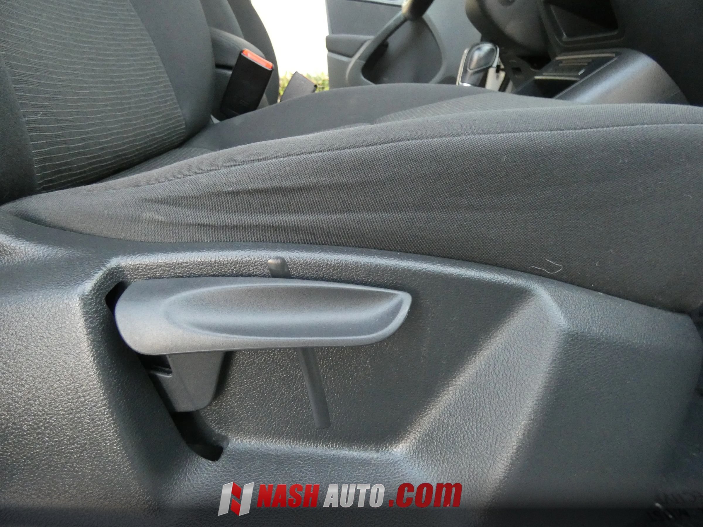 Used 2017 Volkswagen Tiguan S FWD image 64