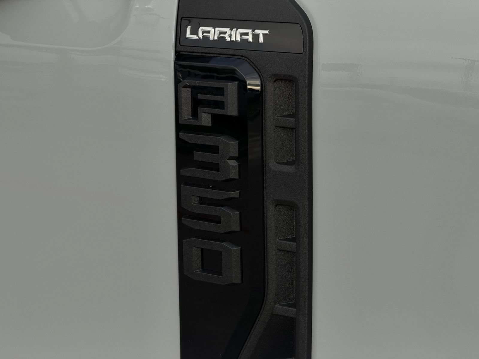 New 2026 Ford F350 Lariat w/ Black Appearance Package AWD/4WD image 9