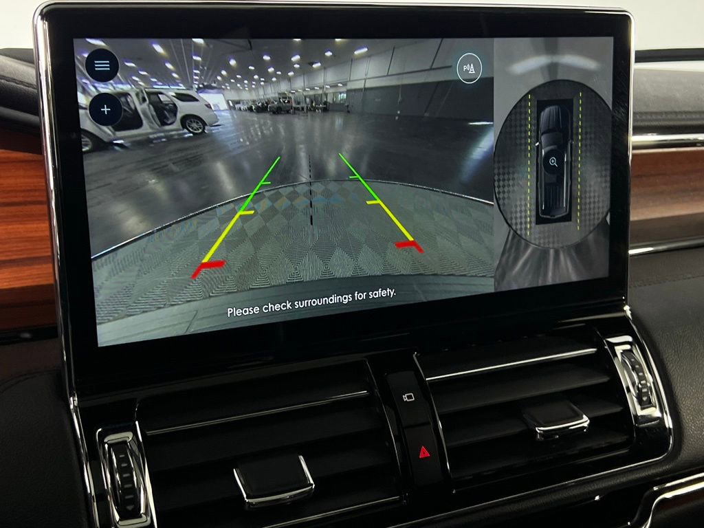 Used 2024 Lincoln Navigator Reserve image 17