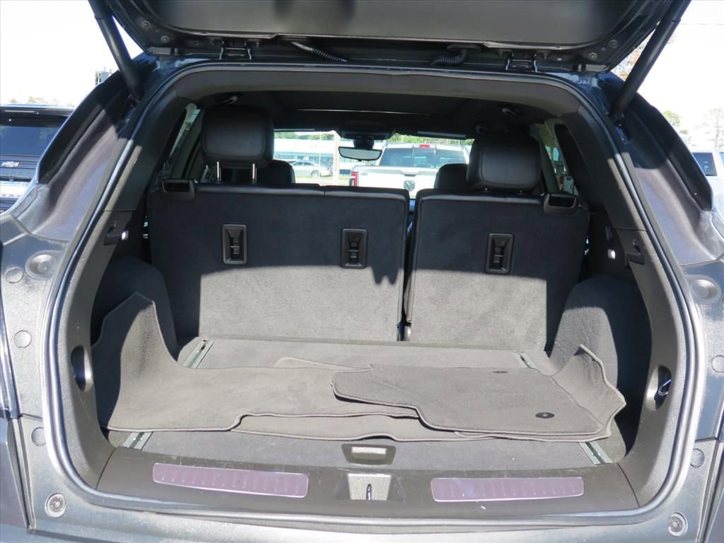 Used 2023 Cadillac XT5 Sportv w/ Technology Package image 24