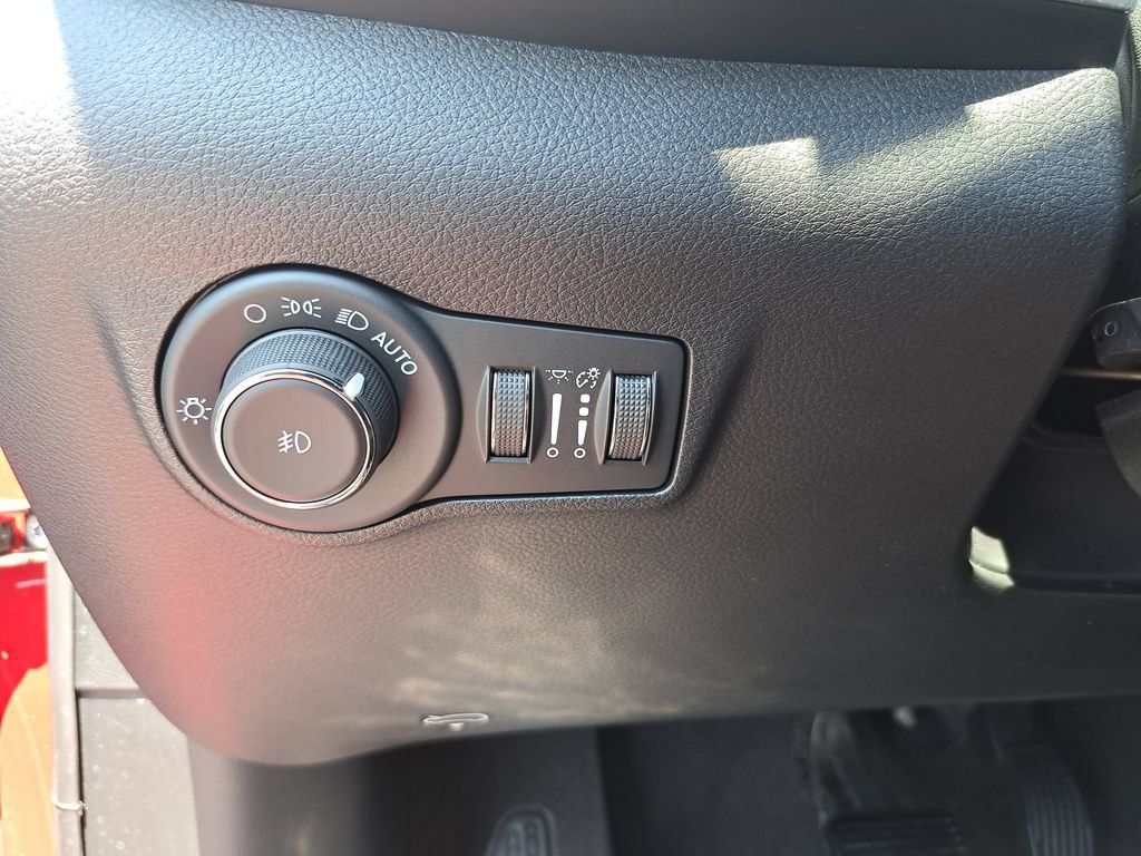 Certified 2022 Jeep Compass Limited AWD/4WD image 25