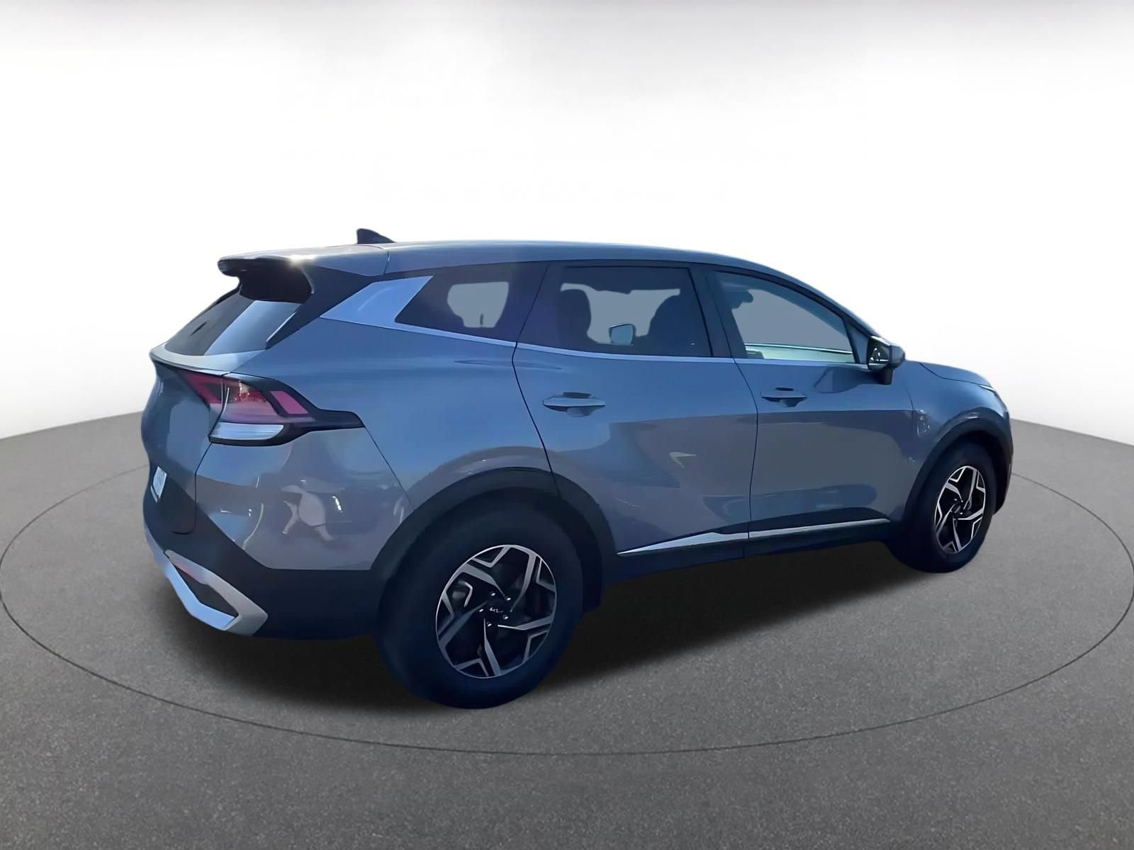 Used 2025 Kia Sportage LX FWD image 12