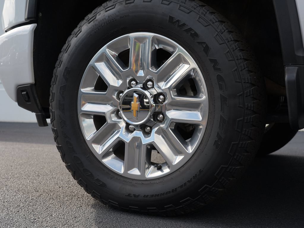 Certified 2025 Chevrolet Silverado 3500 High Country w/ High Country Premium Package AWD/4WD image 33