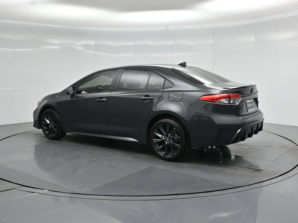 Used 2026 Toyota Corolla SE FWD image 6