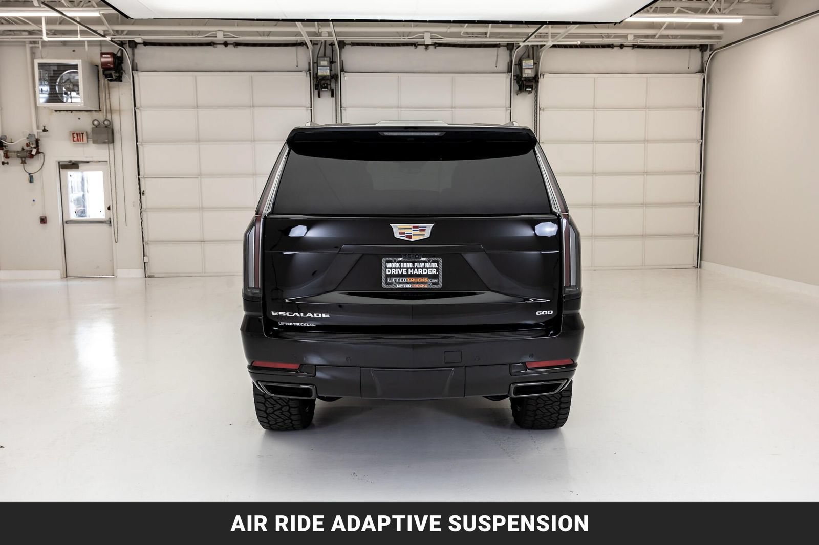 Used 2026 Cadillac Escalade Sport w/ Touring Package AWD/4WD image 7