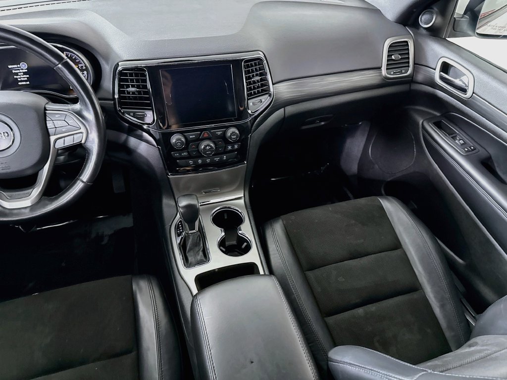 Used 2020 Jeep Grand Cherokee Altitude AWD/4WD image 27