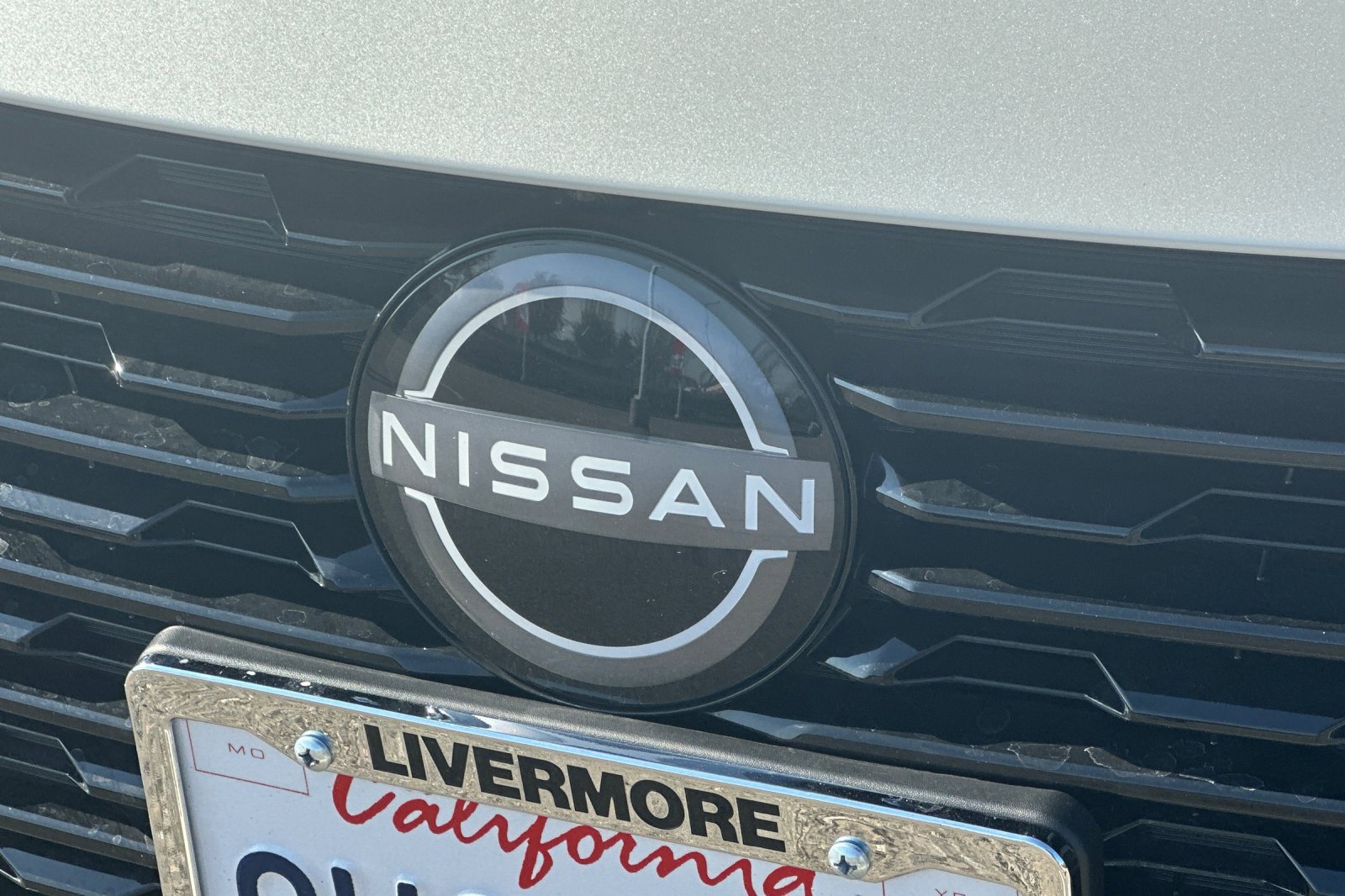 Used 2025 Nissan Sentra SR w/ SR Premium Package image 46