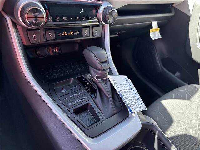 Used 2025 Toyota RAV4 XLE w/ Convenience Package image 14