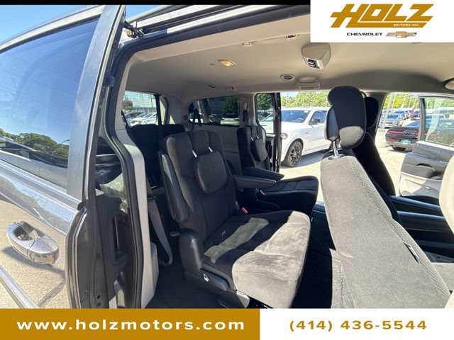 Used 2016 Dodge Grand Caravan SE w/ Quick Order Package 29E SE FWD image 23
