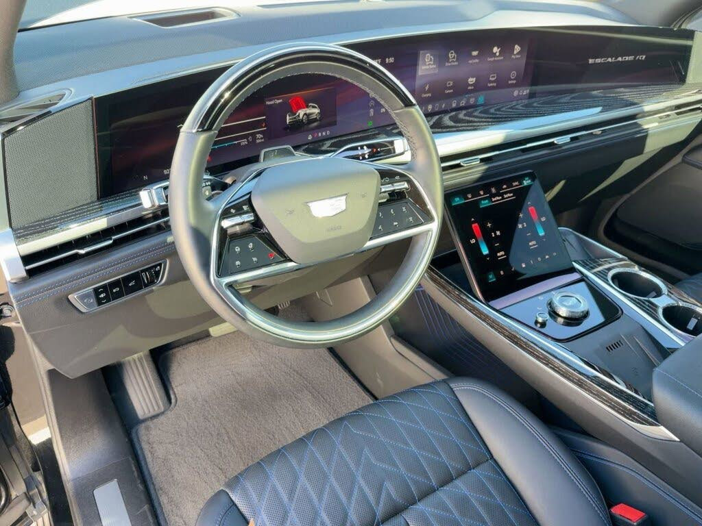 Used 2025 Cadillac Escalade IQ Sport 1 image 11