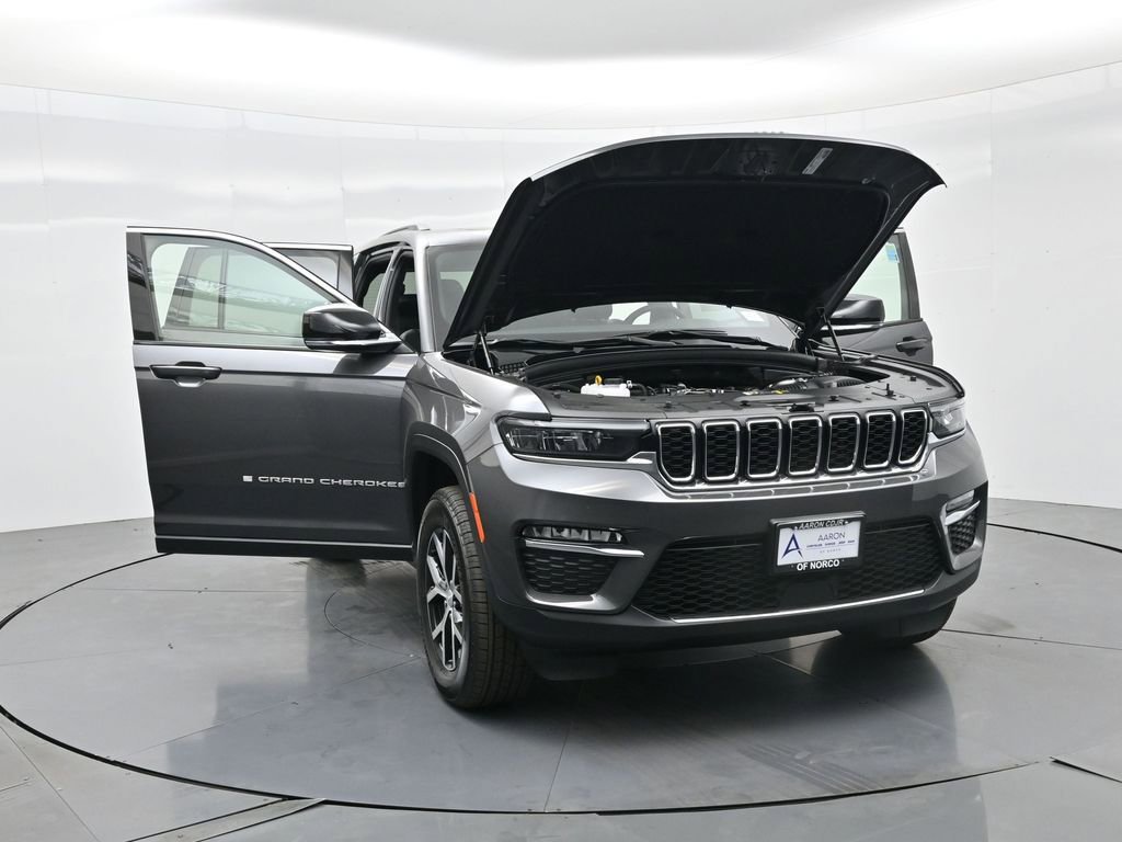 New 2025 Jeep Grand Cherokee Limited image 38
