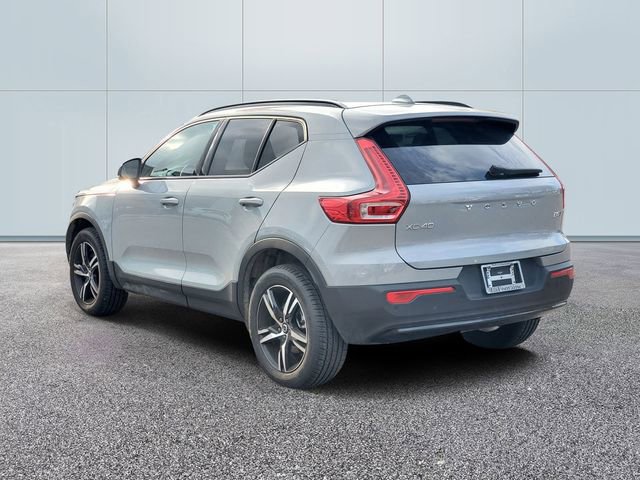 Certified 2026 Volvo XC40 B5 Core w/ Climate Package AWD/4WD image 6