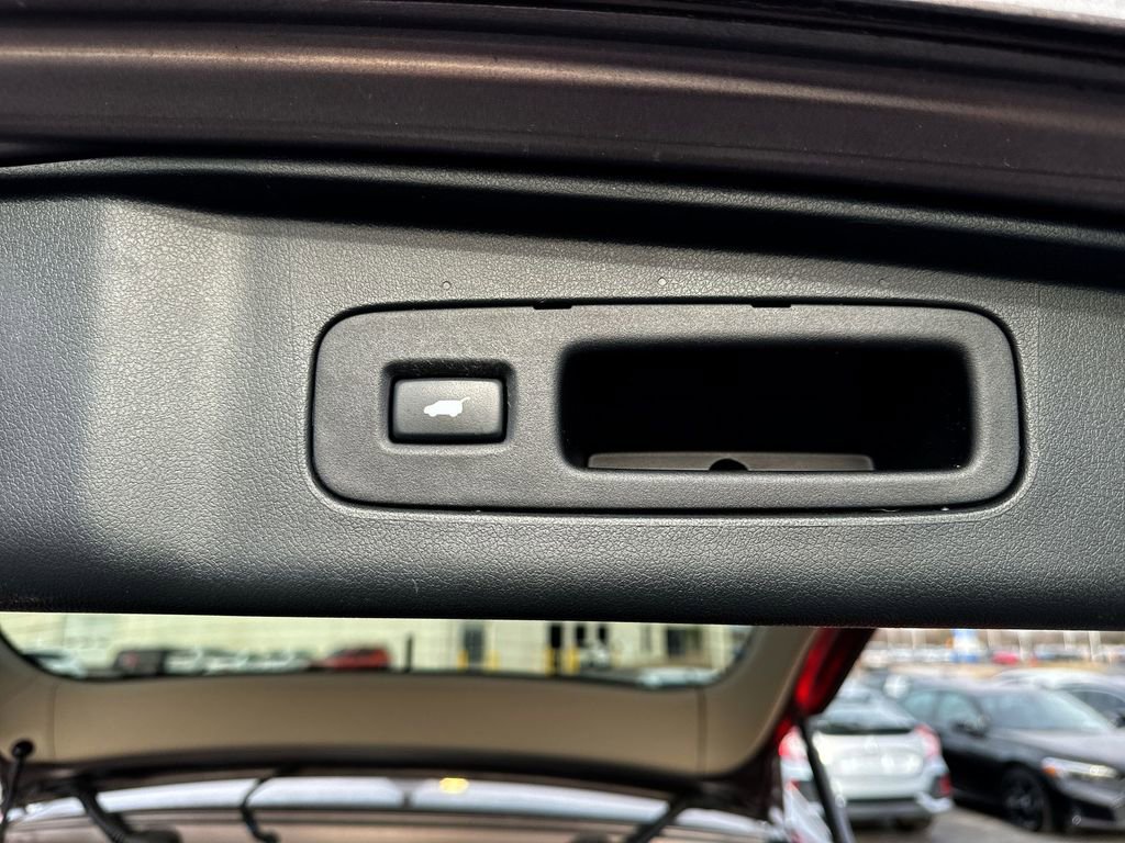 Used 2016 Honda CR-V Touring image 27