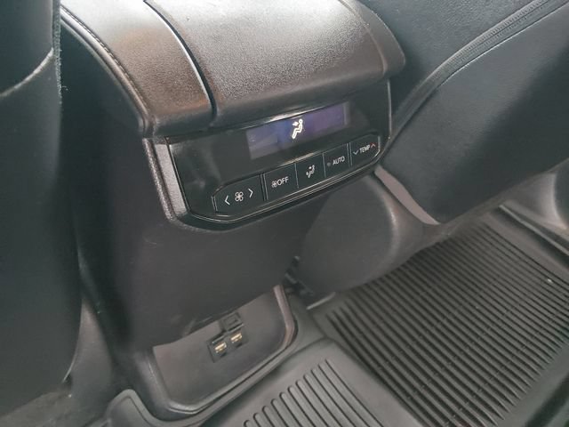Used 2021 Toyota Highlander XSE AWD/4WD image 13