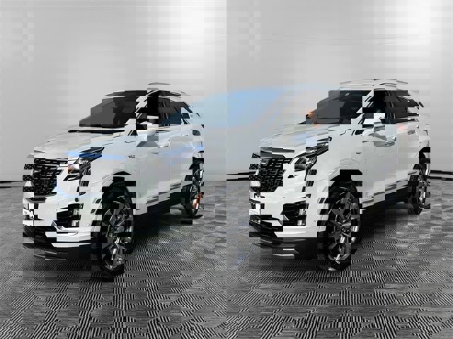 New 2025 Cadillac XT5 Premium Luxury w/ Technology Package