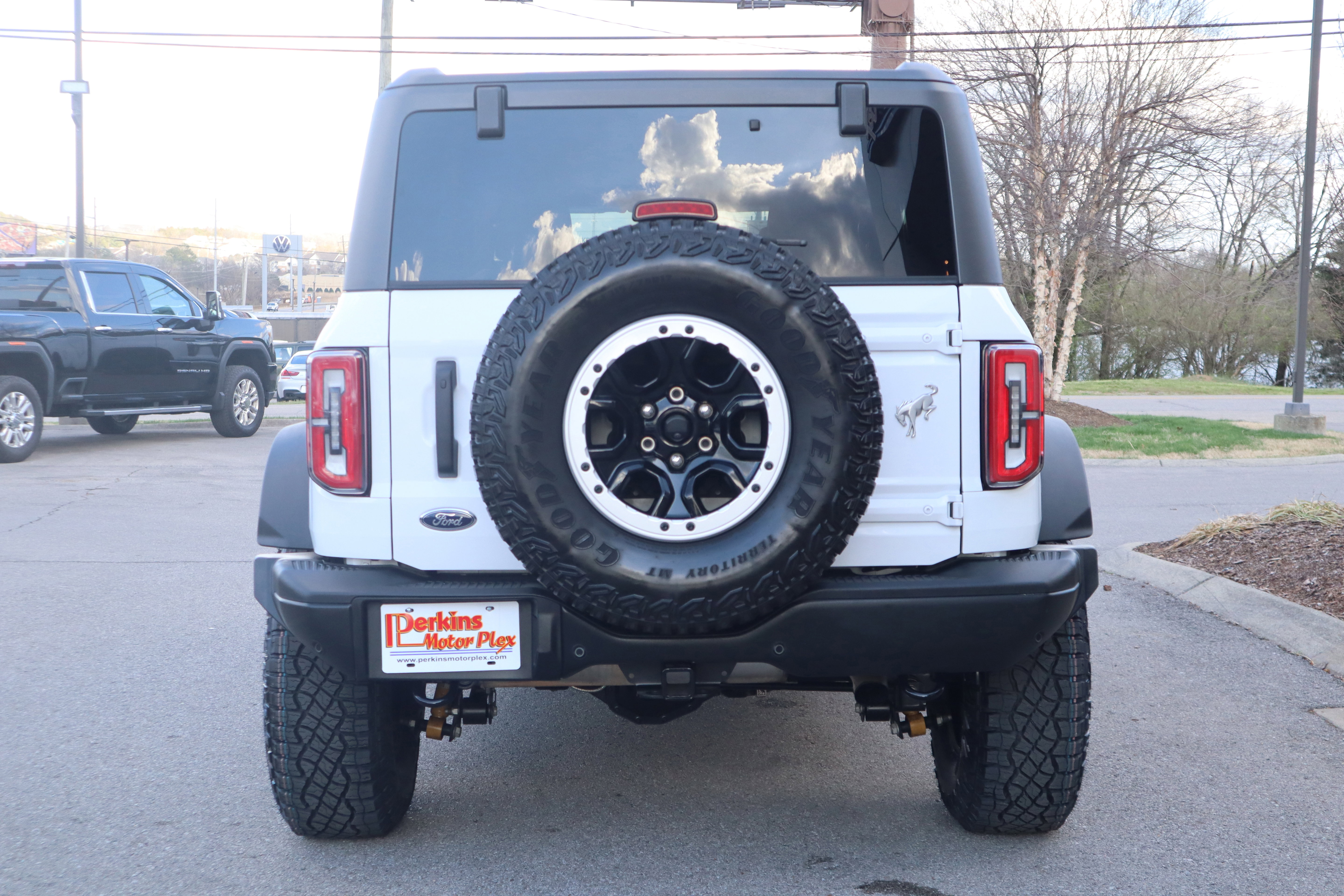 Used 2023 Ford Bronco Badlands image 8