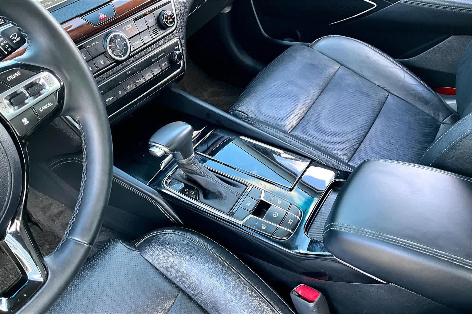 Used 2019 Kia Cadenza Technology FWD image 17