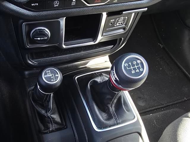 Used 2024 Jeep Wrangler Sport image 5