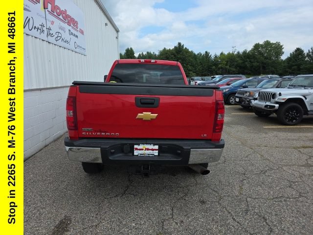 Used 2012 Chevrolet Silverado 2500 W/T w/ Snow Plow Prep Package AWD/4WD image 10