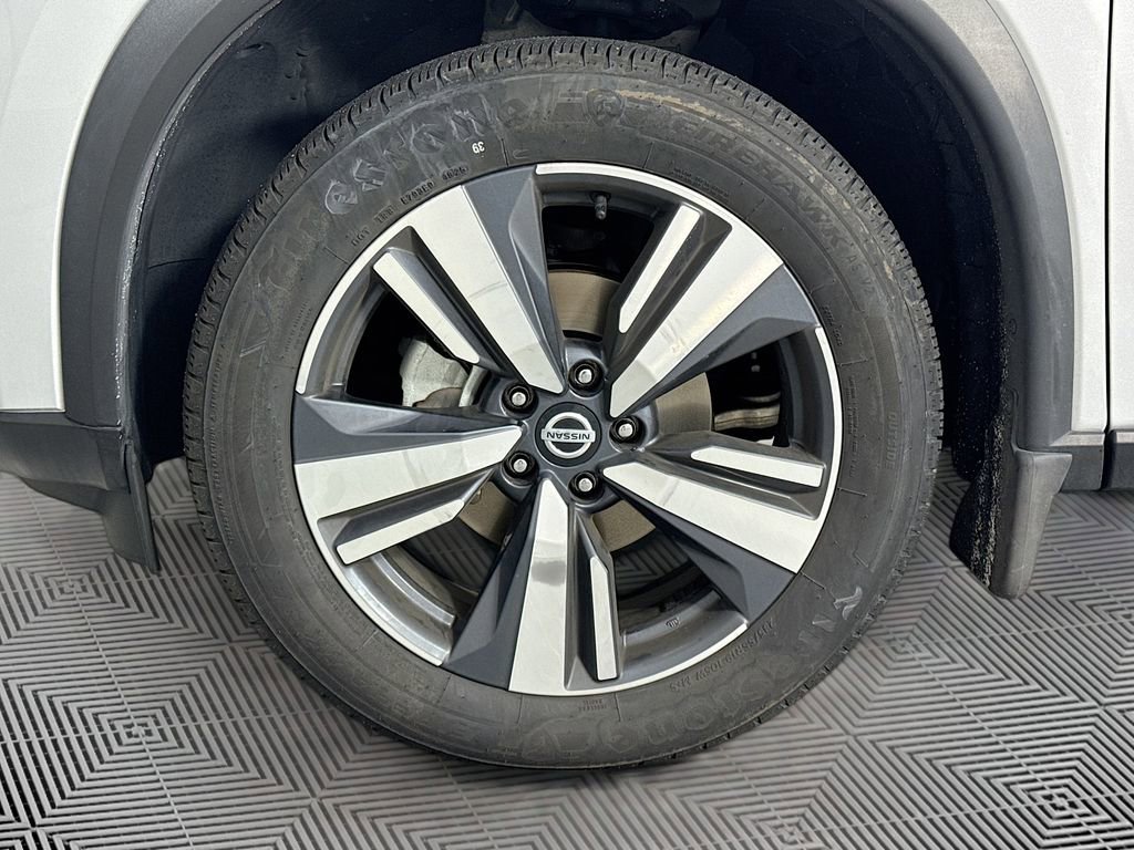 Used 2021 Nissan Rogue SL w/ Premium Package image 34