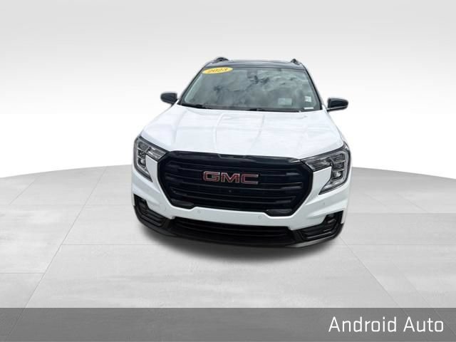 Used 2023 GMC Terrain SLT w/ Tech Package FWD image 5