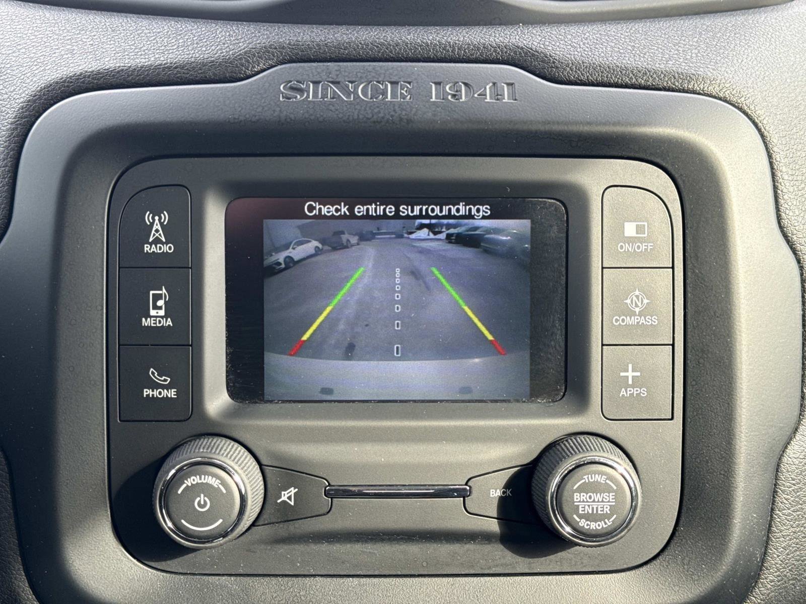 Used 2017 Jeep Renegade Limited image 5