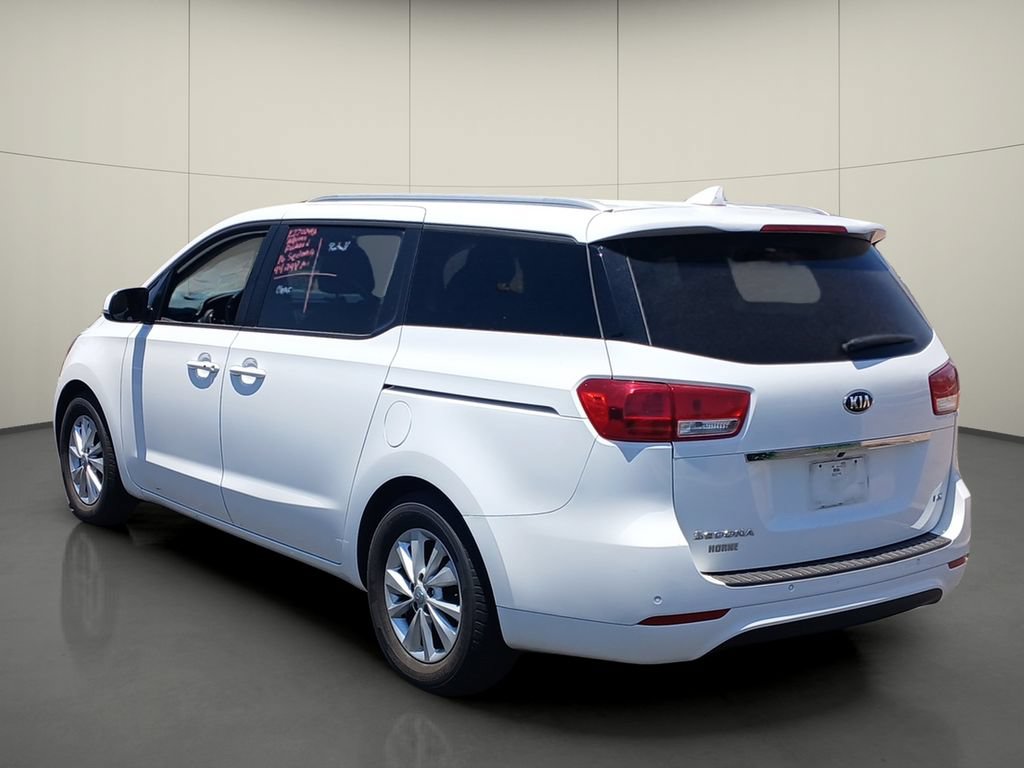 Used 2016 Kia Sedona LX w/ LX Essentials Premium Package FWD image 5