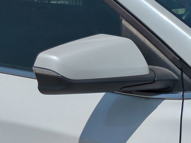 Used 2018 Chevrolet Equinox LT FWD image 12