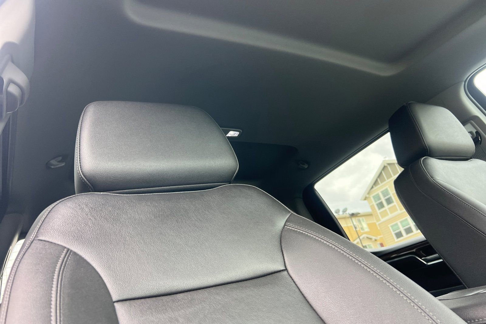 Used 2022 Chevrolet Silverado 1500 LT Trail Boss w/ LT Trail Boss Premium Package image 16