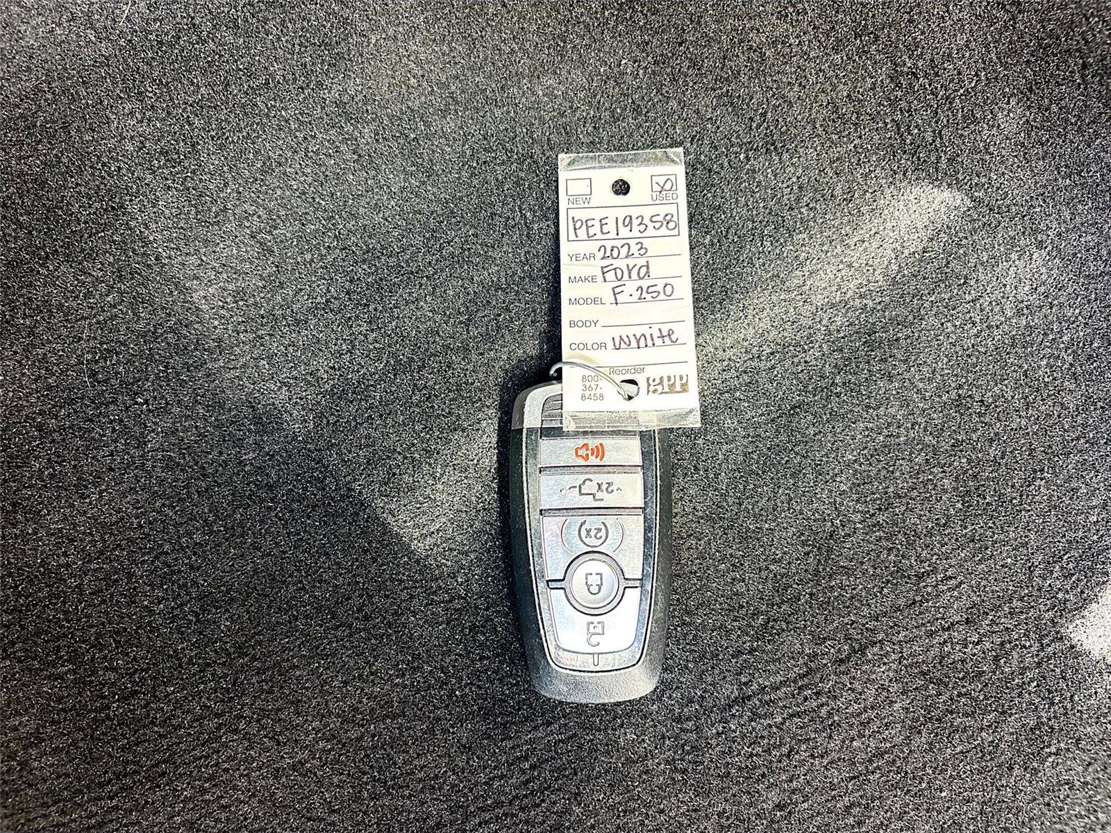 Used 2023 Ford F250 Lariat w/ Chrome Package image 38